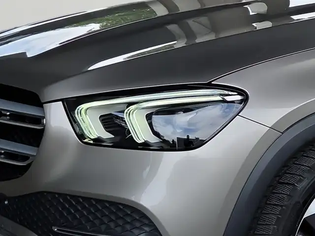 Mercedes-Benz Gle view 9