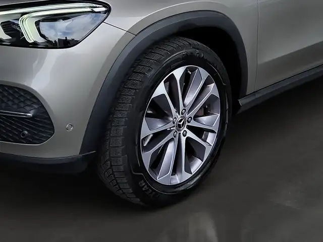 Mercedes-Benz Gle view 10