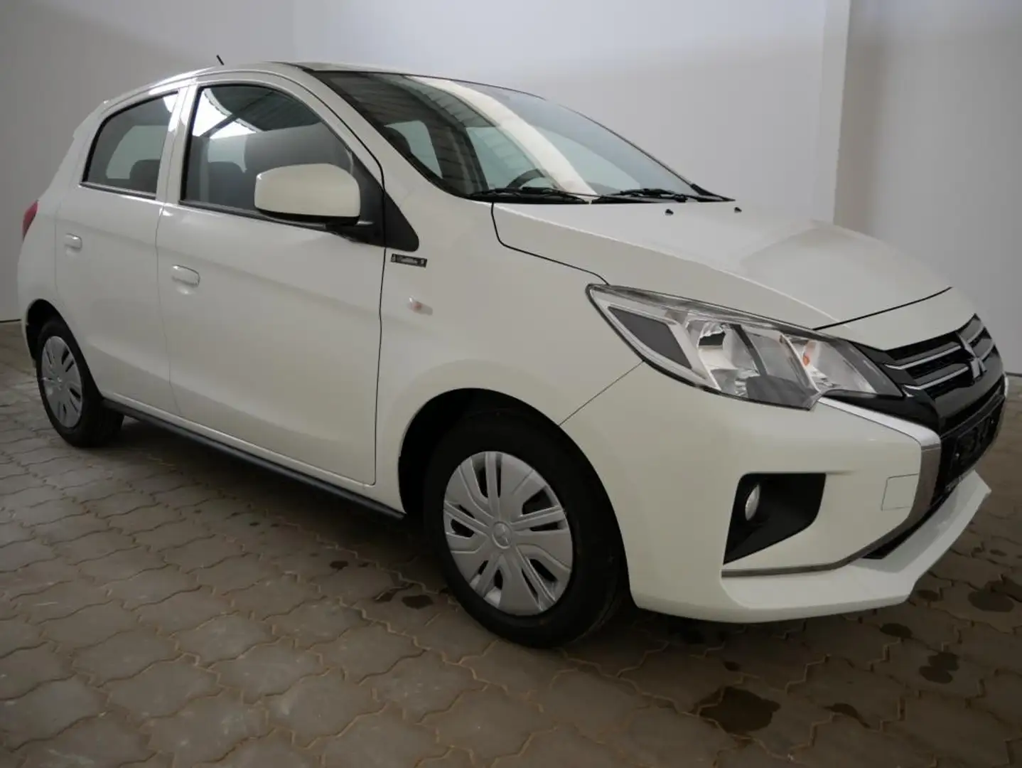 Mitsubishi Space Star Select 1.2L 5-Gang,Tageszulassung,Klima, Weiß - 2