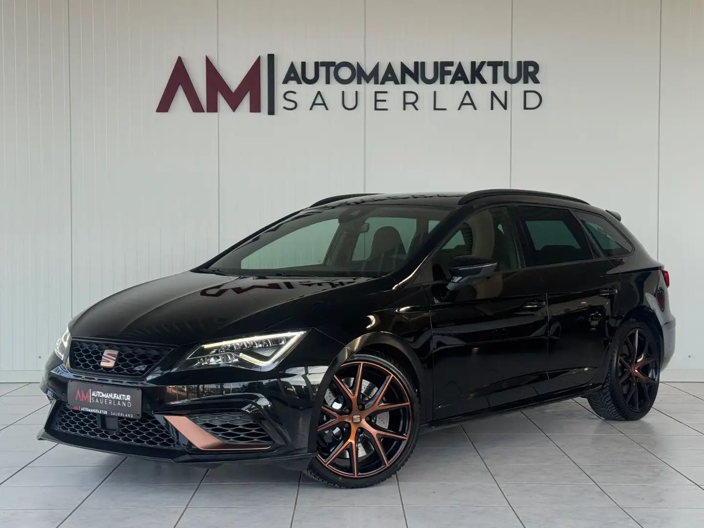 SEAT Leon ST Cupra R 300 4Drive*Beats*Schale*Kamera* Schwarz - 1