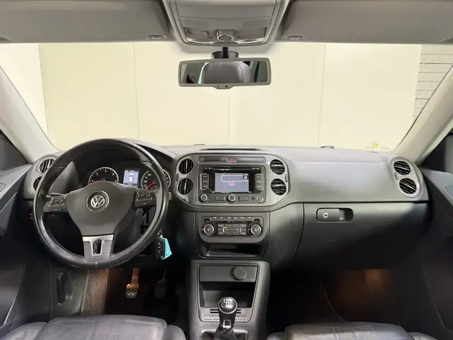 Volkswagen Tiguan view 11