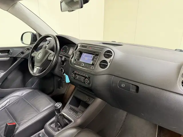 Volkswagen Tiguan view 13