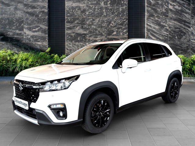 Suzuki S-Cross image