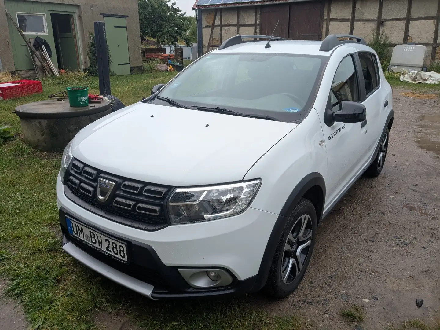 Dacia Sandero Stepway TCe 100 ECO-G Prestige Weiß - 1