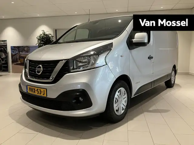 Nissan NV300 2.0 dCi 145 L2H1 Acenta 145 PK | Achteruitrijcamer