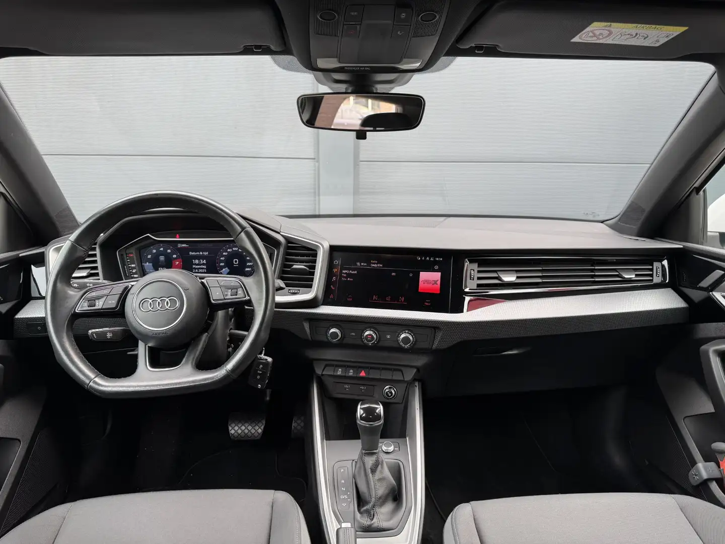 Audi A1 Sportback TFSI Pro Line / Geen import / 100 % Onde Wit - 2