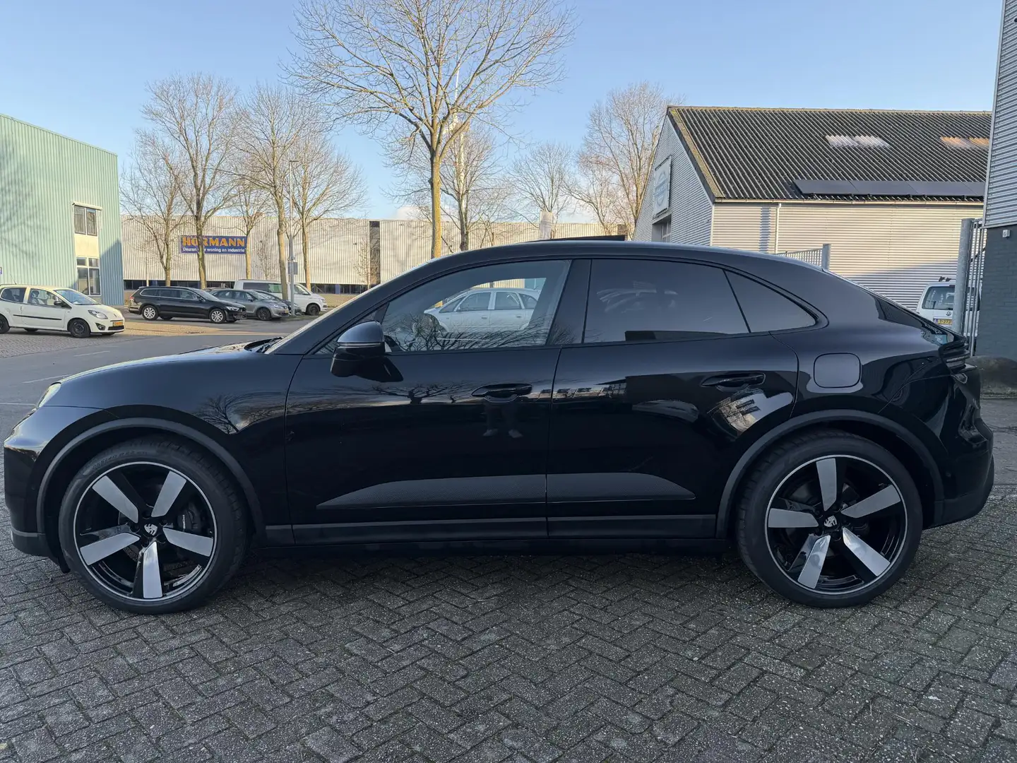 Porsche Macan 4 pano l 22 inc l Lucht vering l Stoel koeling Noir - 2