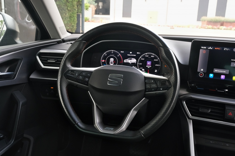 SEAT Leon 1.4 TSI eHy. PHEV FR Carplay — photo 11