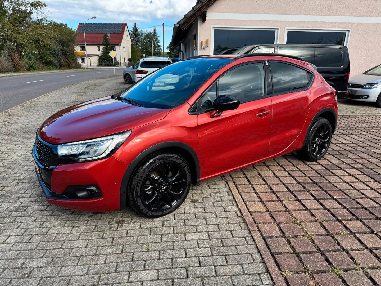 DS Automobiles DS 4 DS 4 Crossback Panoramafrontscheibe Rot - 1
