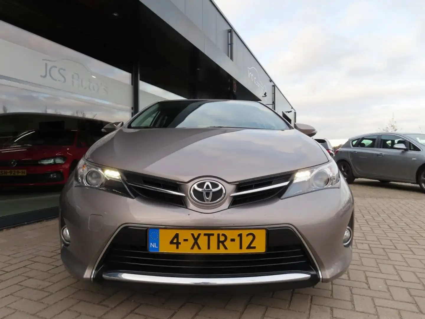 Toyota Auris 1.6 Trend Top 5 Edit Ecc Cruise Navi Camera 2014 Braun - 2
