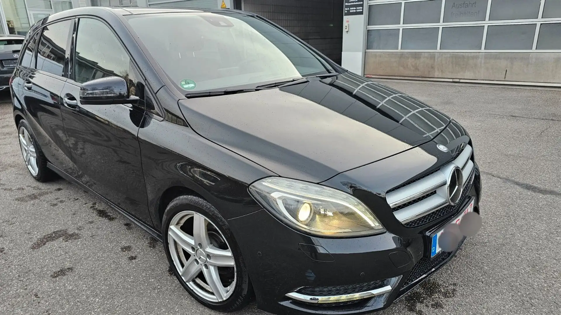 Mercedes-Benz B 250 B -Klasse B 250 Noir - 1