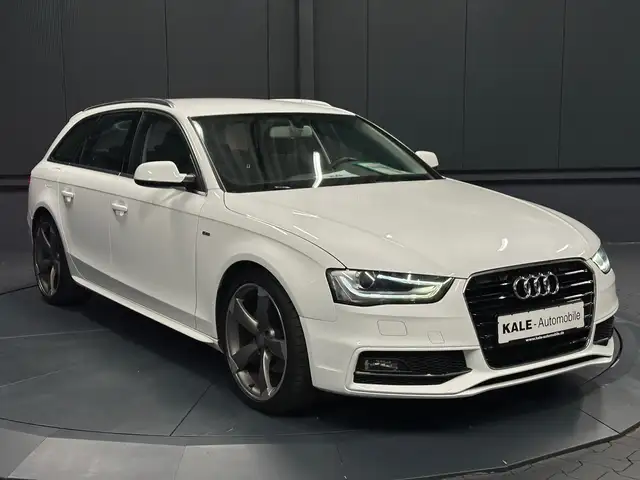 Audi A4 Avant view 7