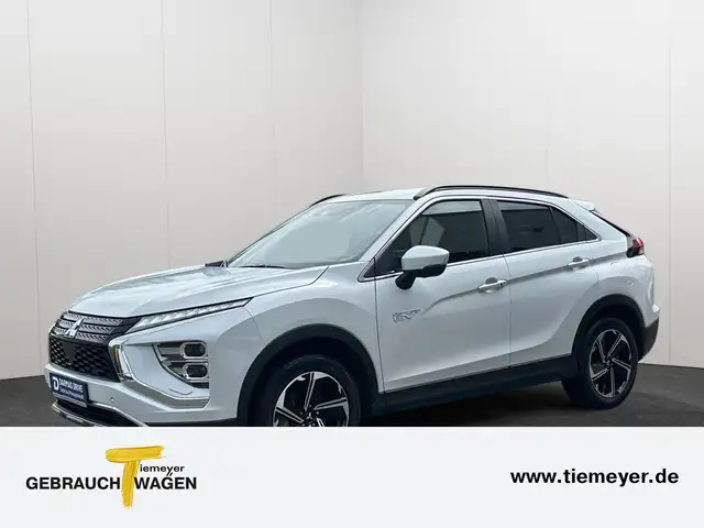 Mitsubishi Eclipse Cross 2.4 PHEV 4WD ACC SHZ HUD 360 Grad
