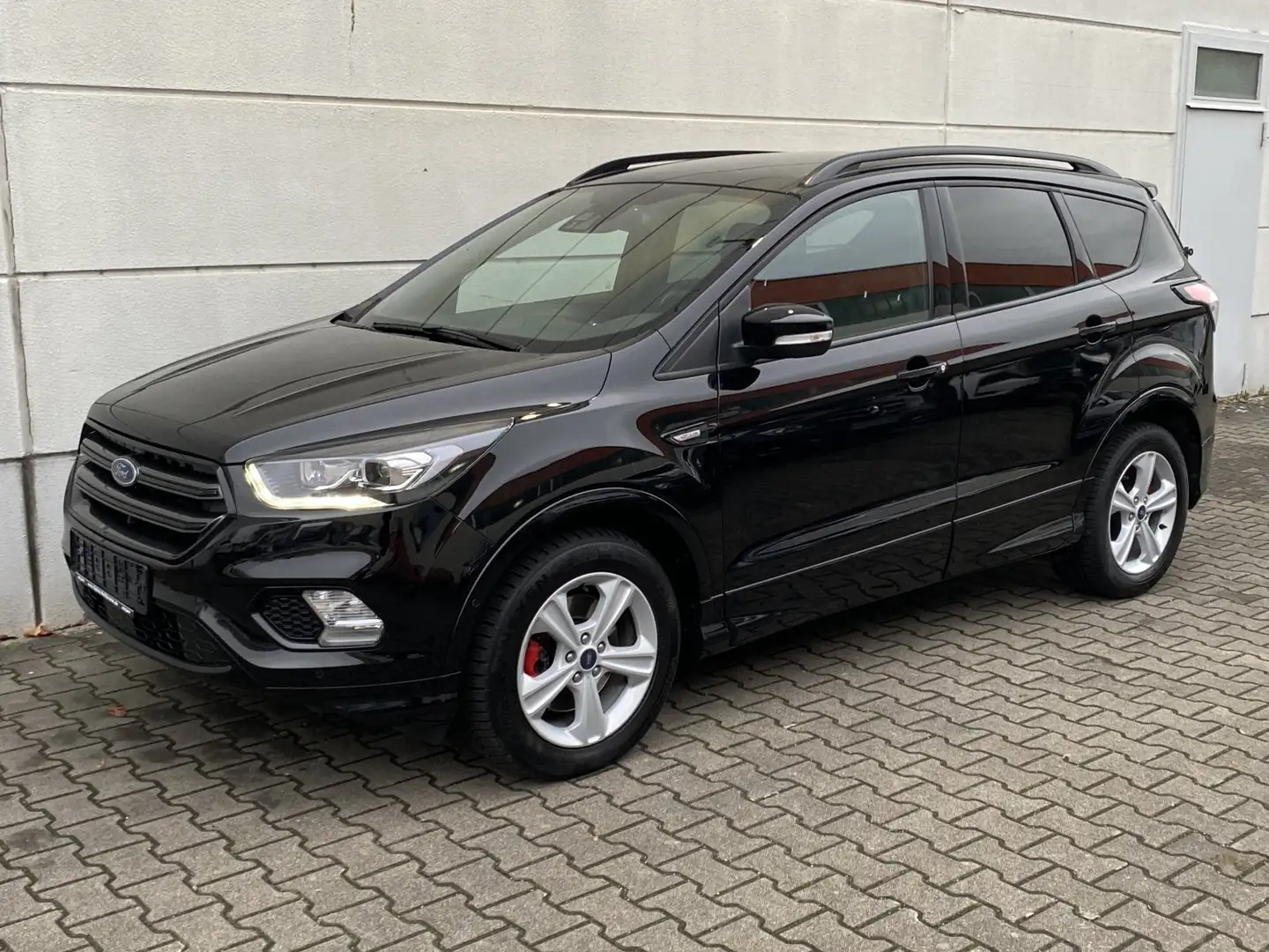 Ford Kuga 2.0 TDCi AWD ST-Line AHK Rkam TotwAss BiXen ACC el Schwarz - 2
