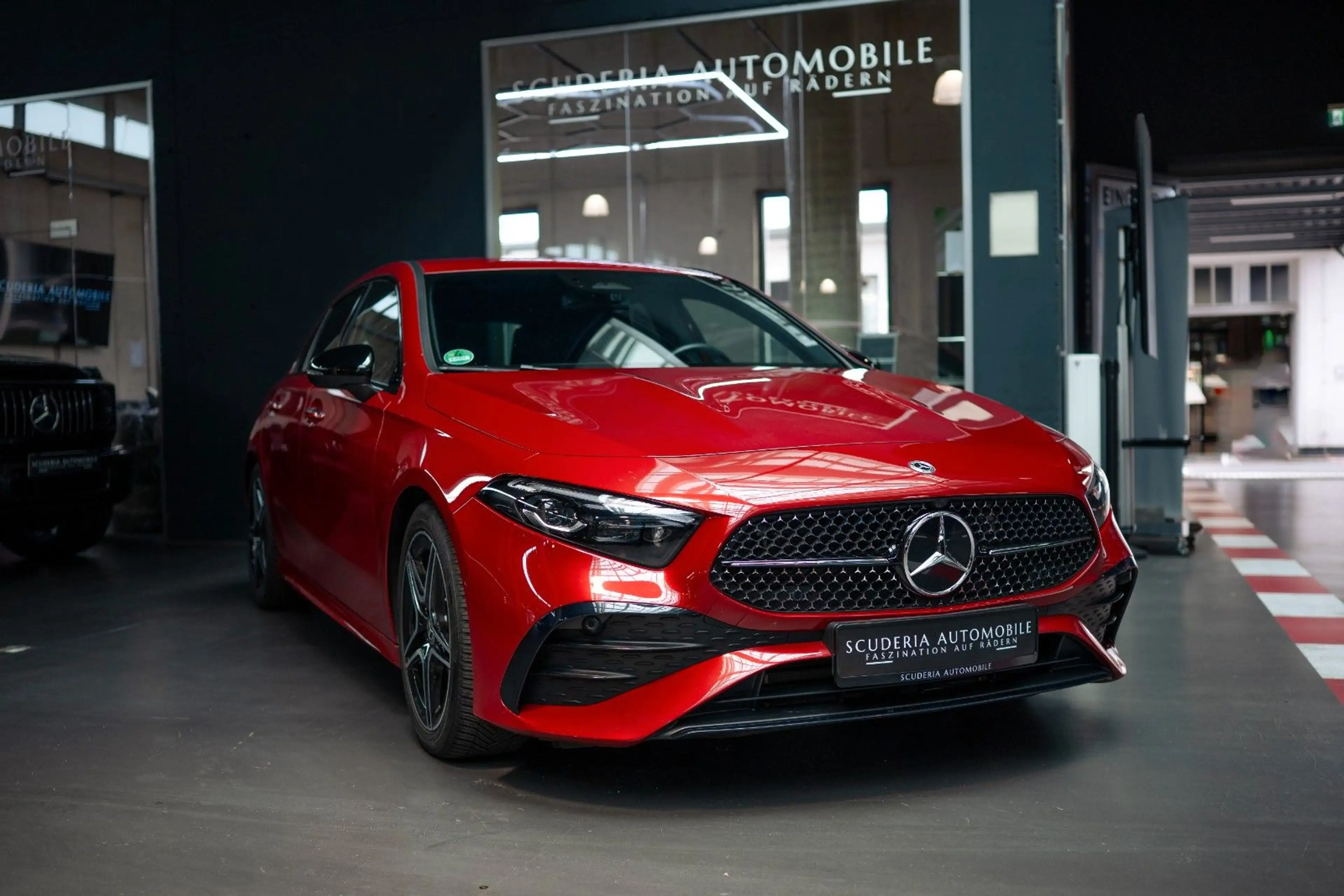 Mercedes-Benz A 220 d AMG KAMERA SHZ WINTERPAKET AHK MY24