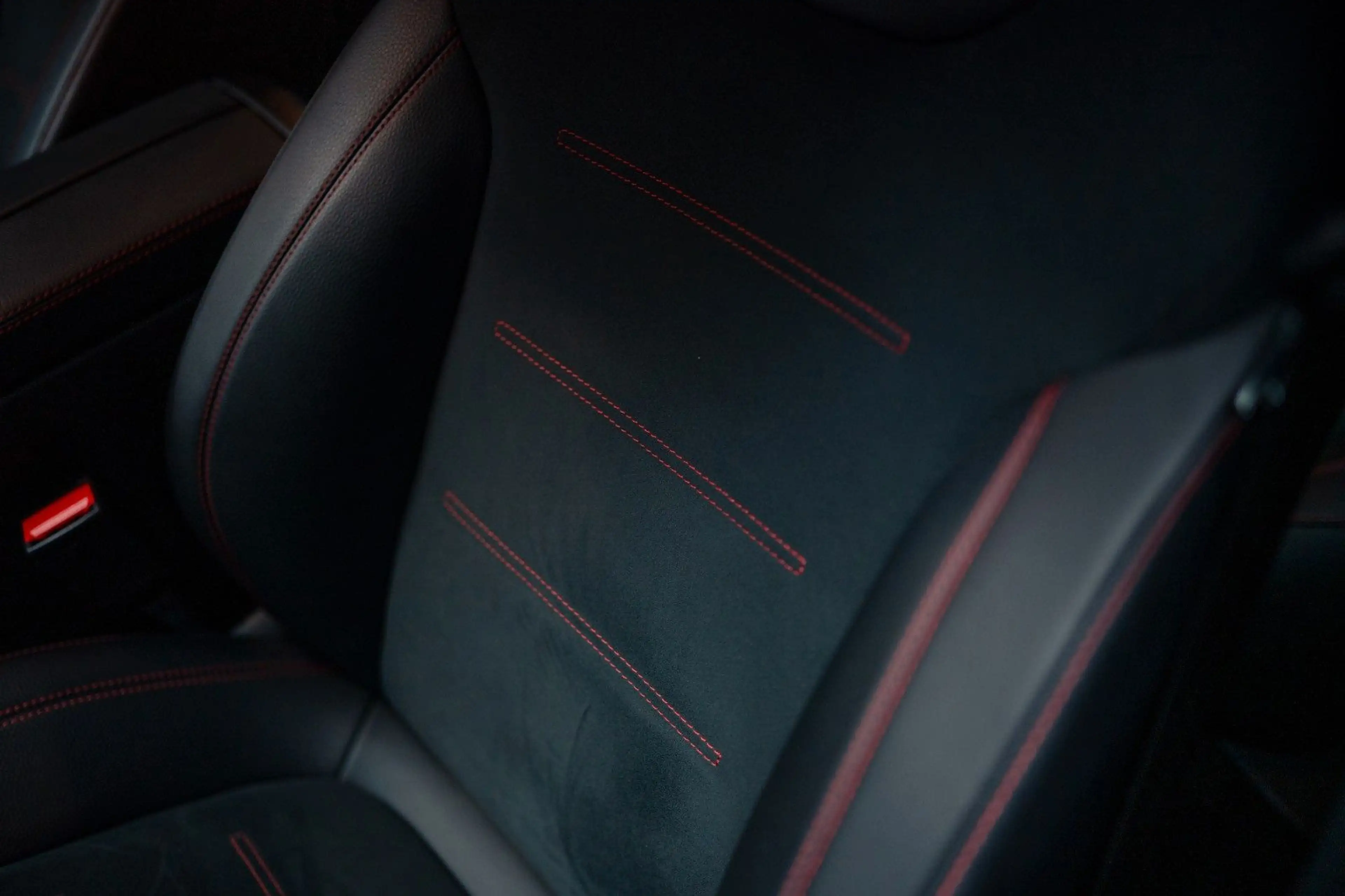 Mercedes-Benz A 220 d AMG KAMERA SHZ WINTERPAKET AHK MY24 — photo 11