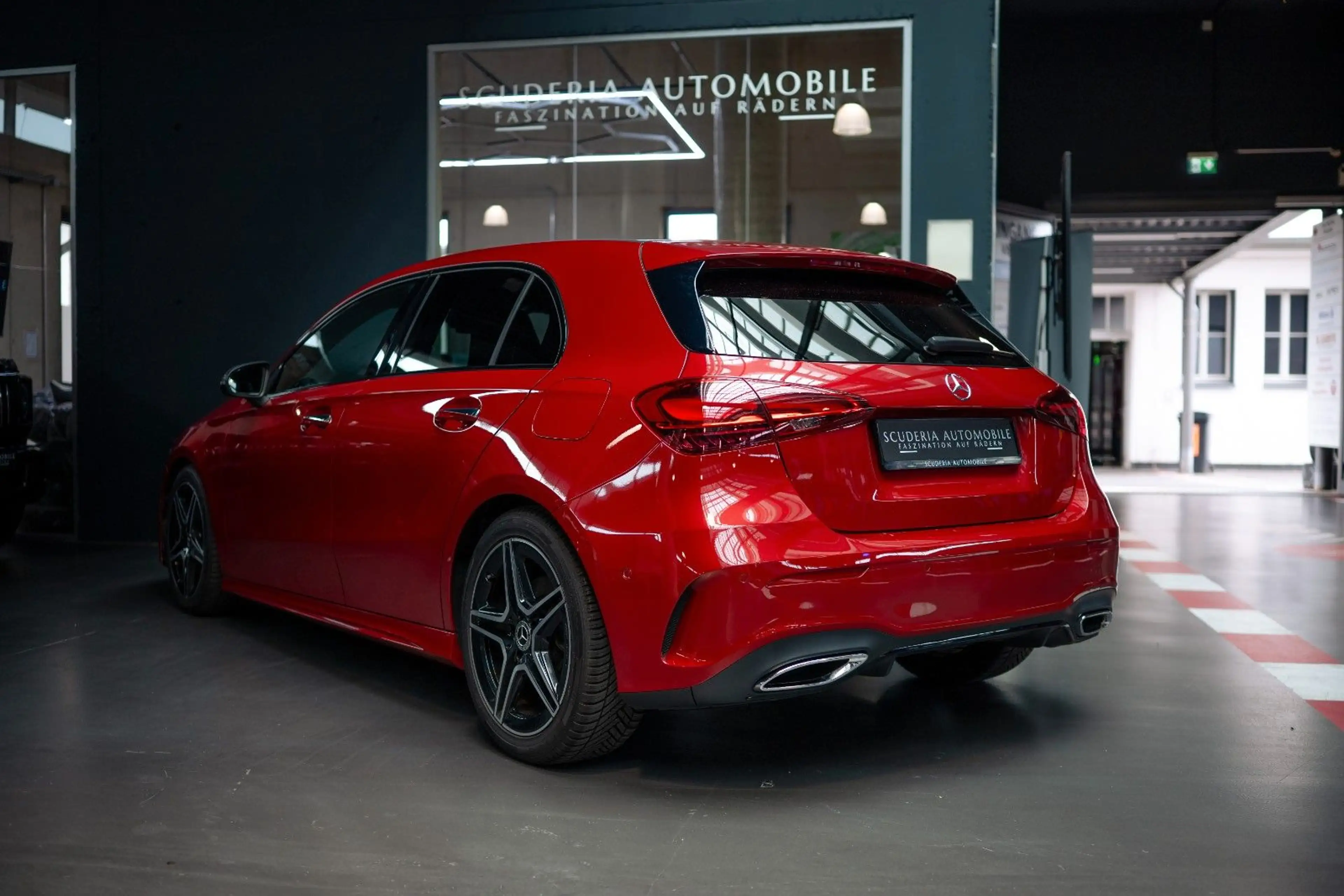 Mercedes-Benz A 220 d AMG KAMERA SHZ WINTERPAKET AHK MY24 — photo 5
