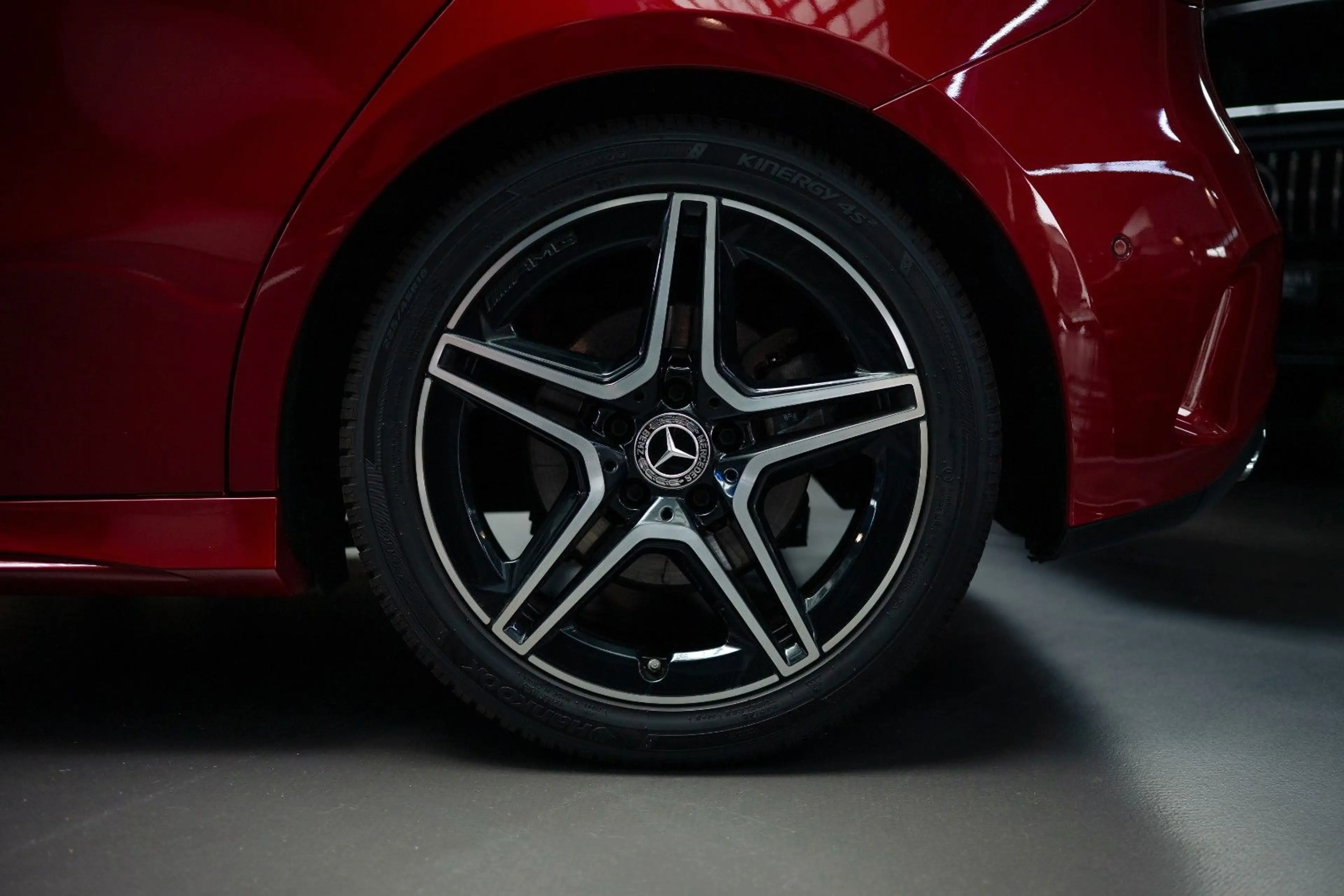 Mercedes-Benz A 220 d AMG KAMERA SHZ WINTERPAKET AHK MY24 — photo 15