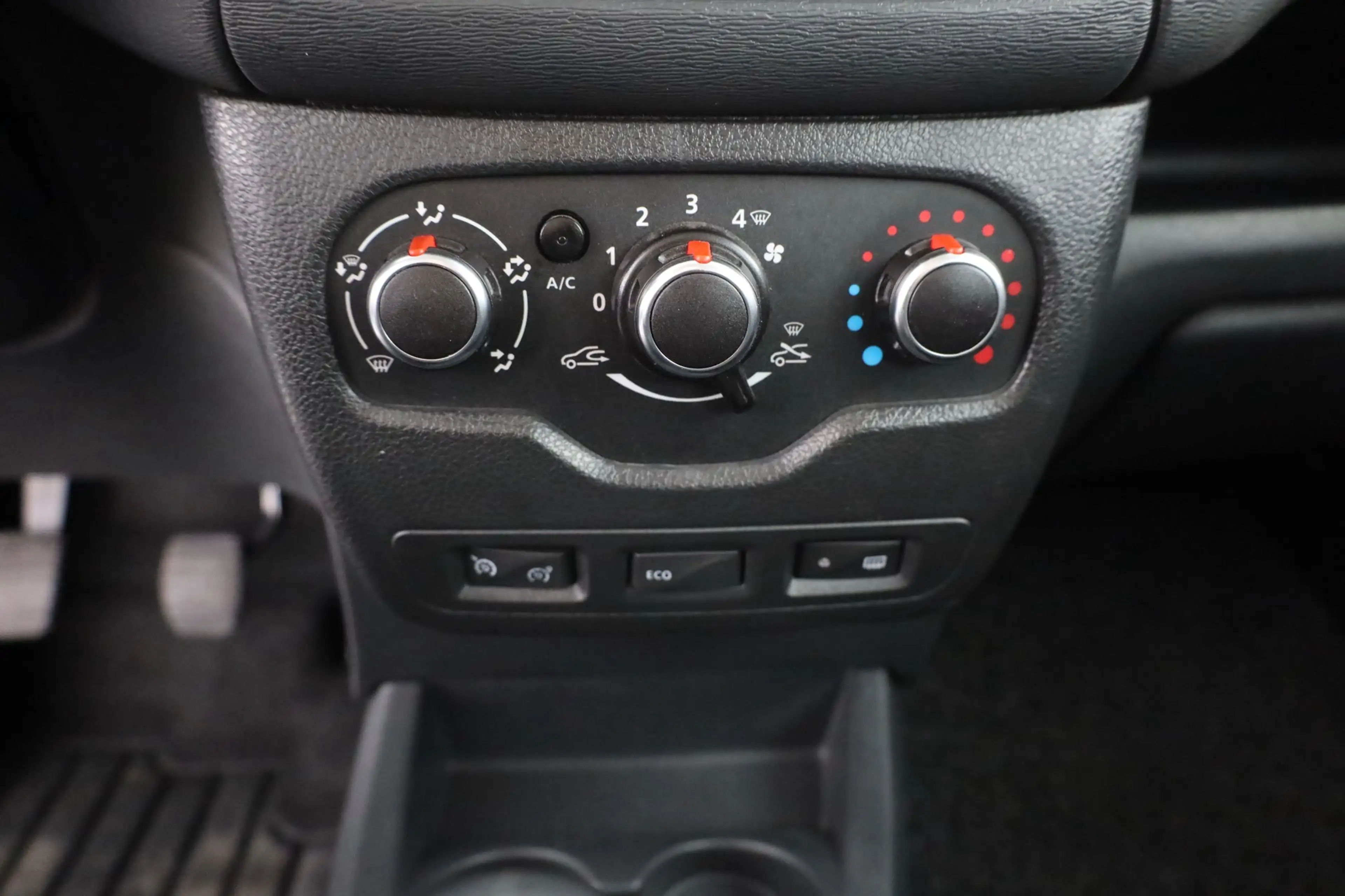 Dacia Dokker Stepway 1.6 SCe Navi Sitzheizung Kamera — photo 12
