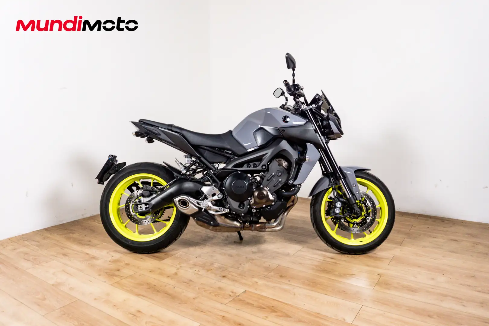 Yamaha MT-09 - 1