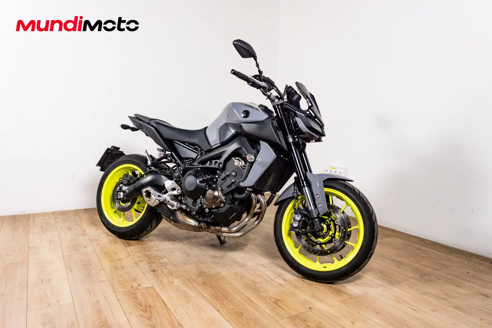 Yamaha MT-09 - 2