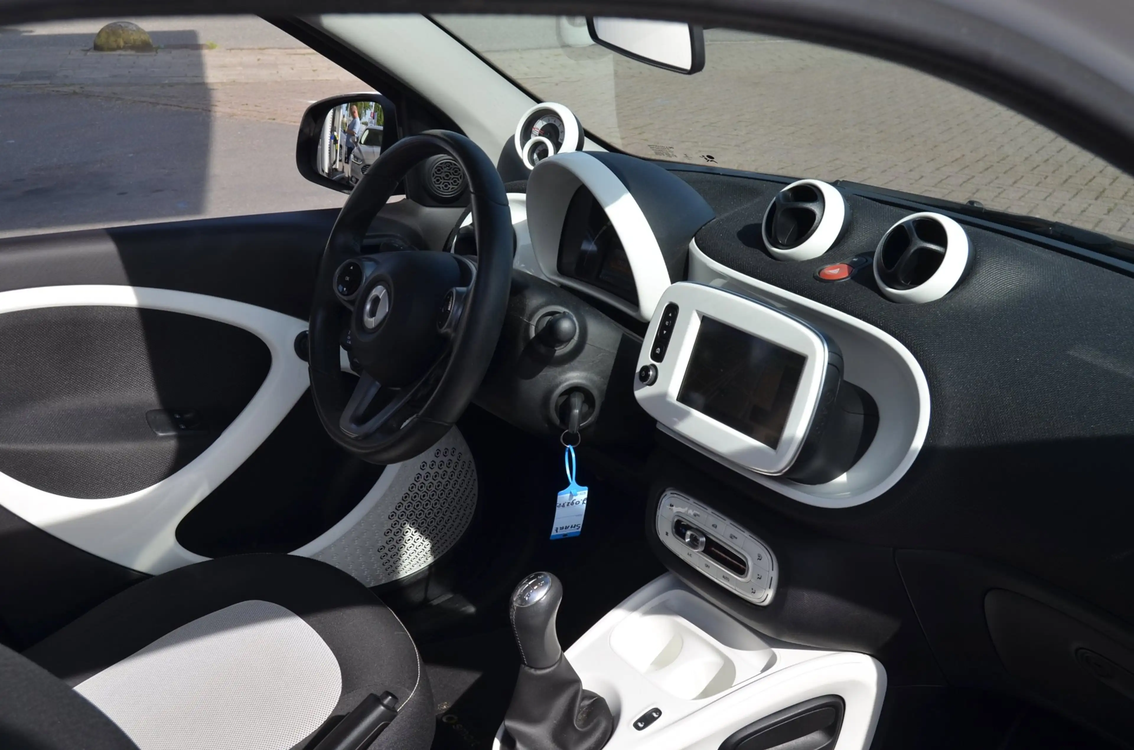 smart forFour 1.0 Proxy|CABRIO-DAK|STOELVERW.|NAVI|LM VELGEN|CLI — photo 2