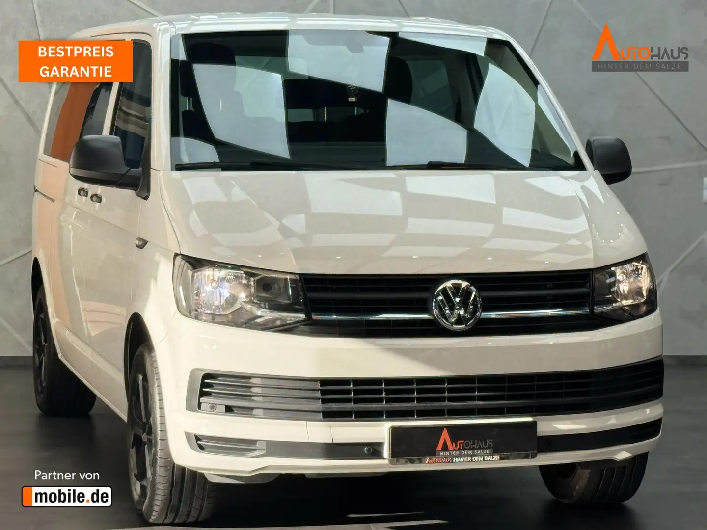 Volkswagen T6 Multivan Trendline2.0TDI|AHK|NAVI Blanc - 1