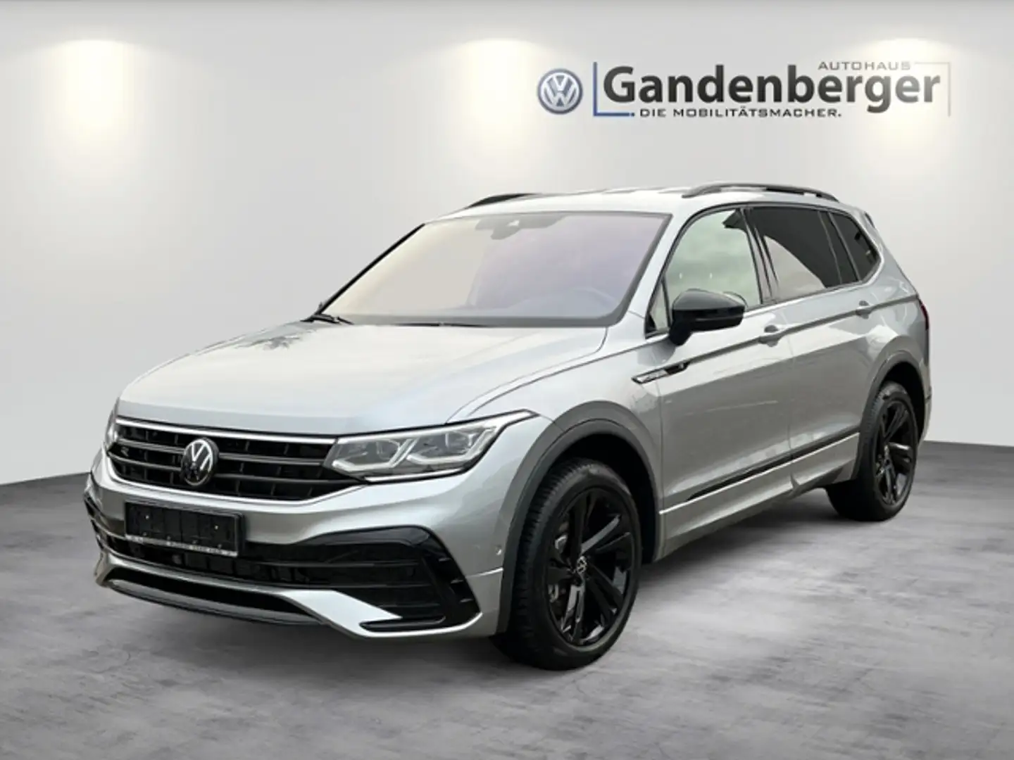 Volkswagen Tiguan Allspace R-Line 2,0l TSI 190PS 7-Gang-DSG Stříbrná - 2