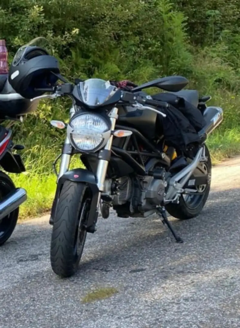Ducati Monster 696 ABS Schwarz - 1