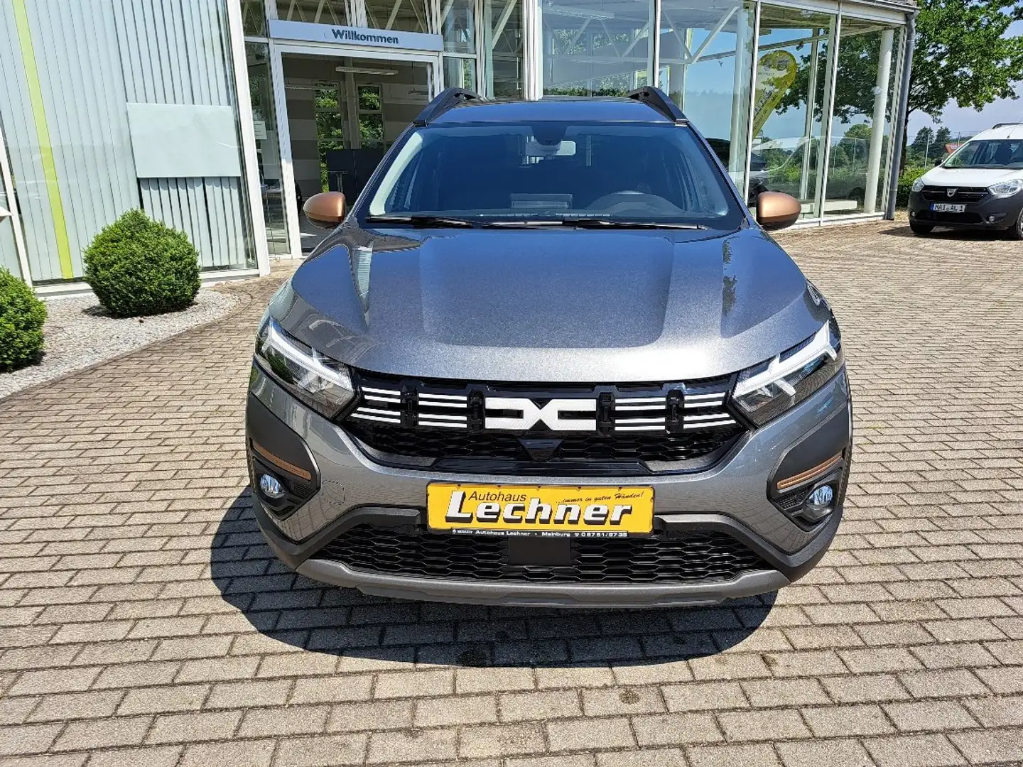 Dacia Jogger Extreme+ TCe 110 7-Sitzer Gris - 2