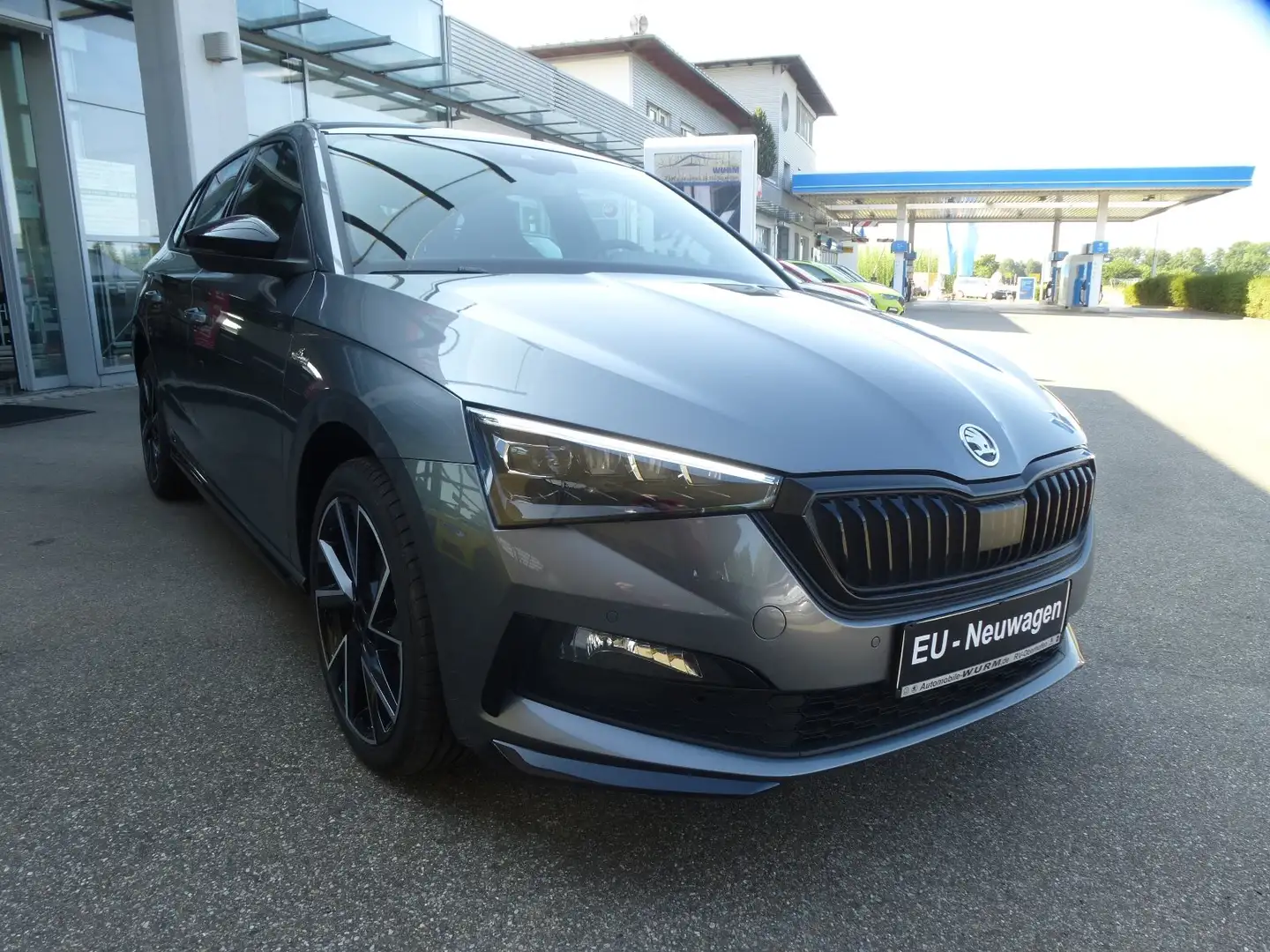 Skoda Scala Monte Carlo*DSG*Bi-LED*RfK*PDC VuH*ACC210*Kessy* Gris - 1