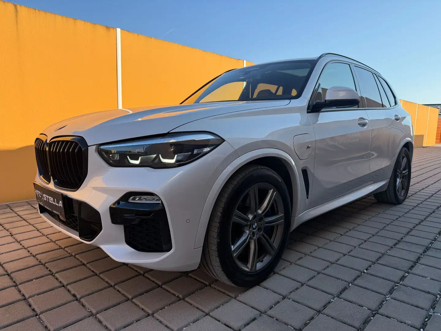 BMW X5 xDrive45e PHEV G05 B58 Hybrid *MEGA* Weiß - 1