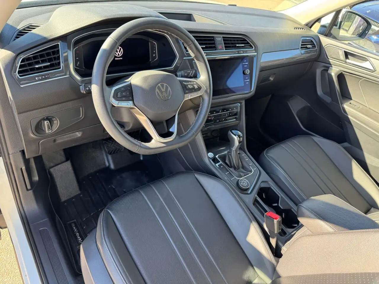 Volkswagen Tiguan снимка Volkswagen Tiguan