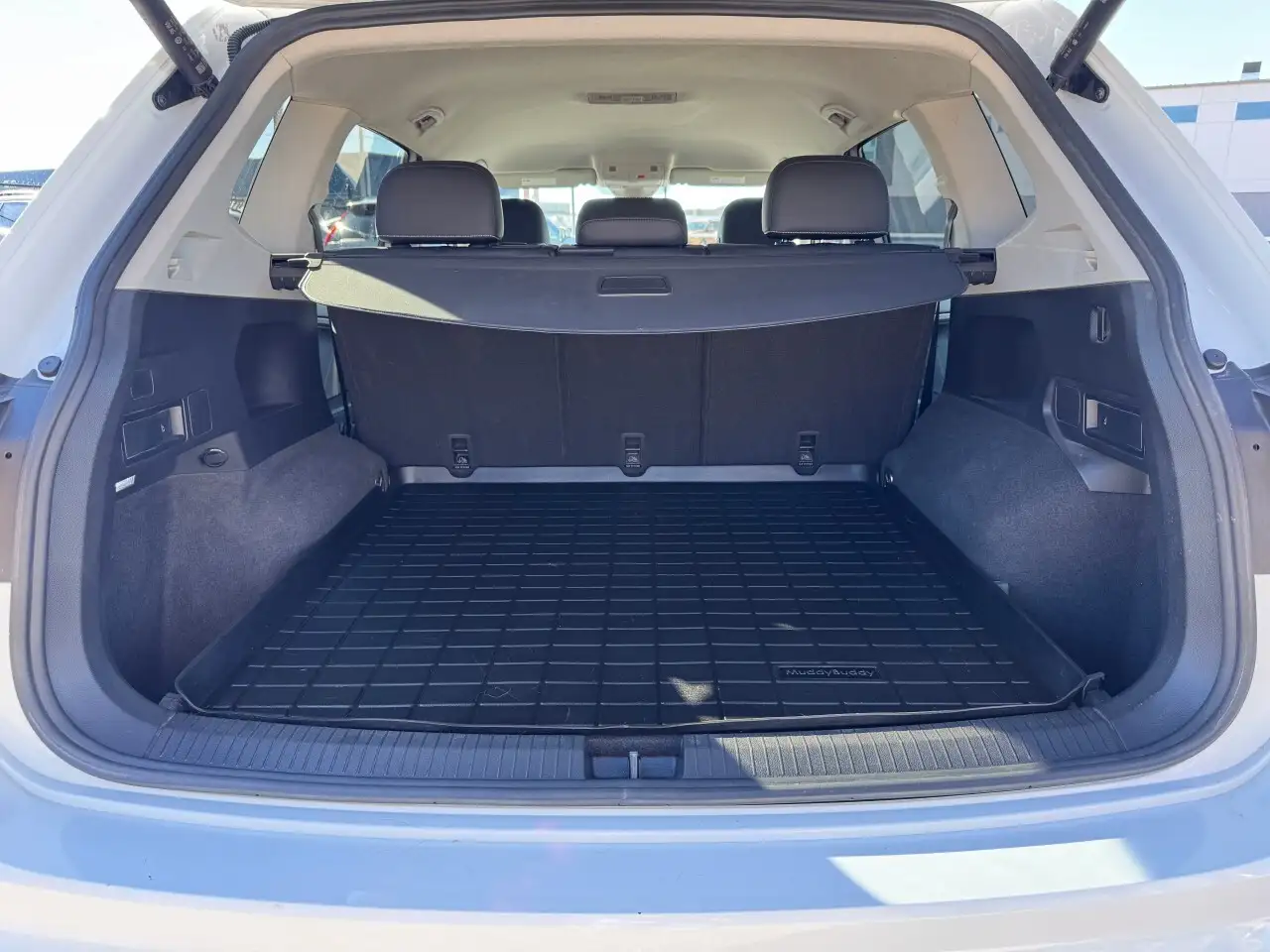 Volkswagen Tiguan снимка Volkswagen Tiguan