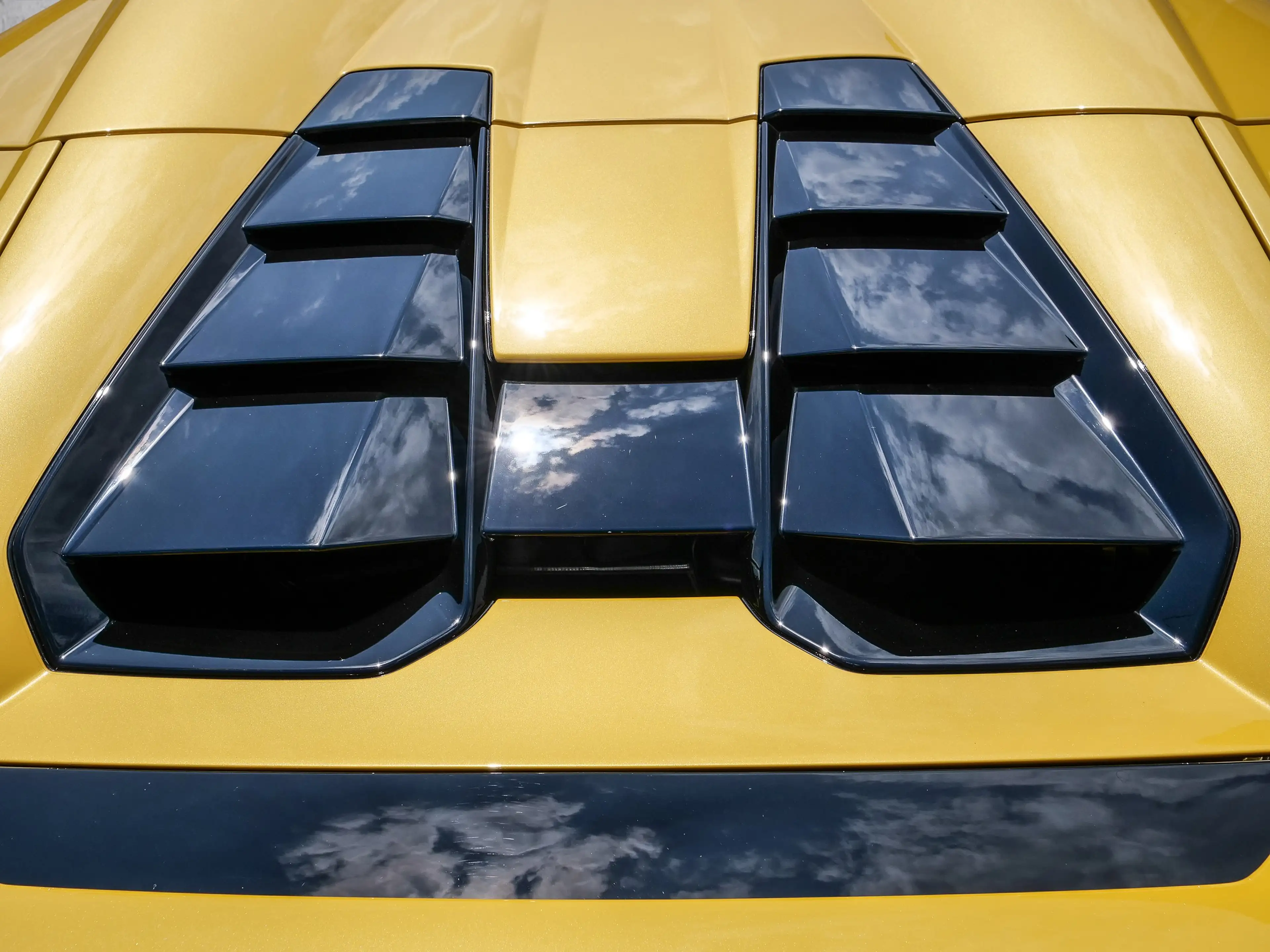 Lamborghini Huracán EVO Spyder Giallo Inti. Lifting System — photo 10