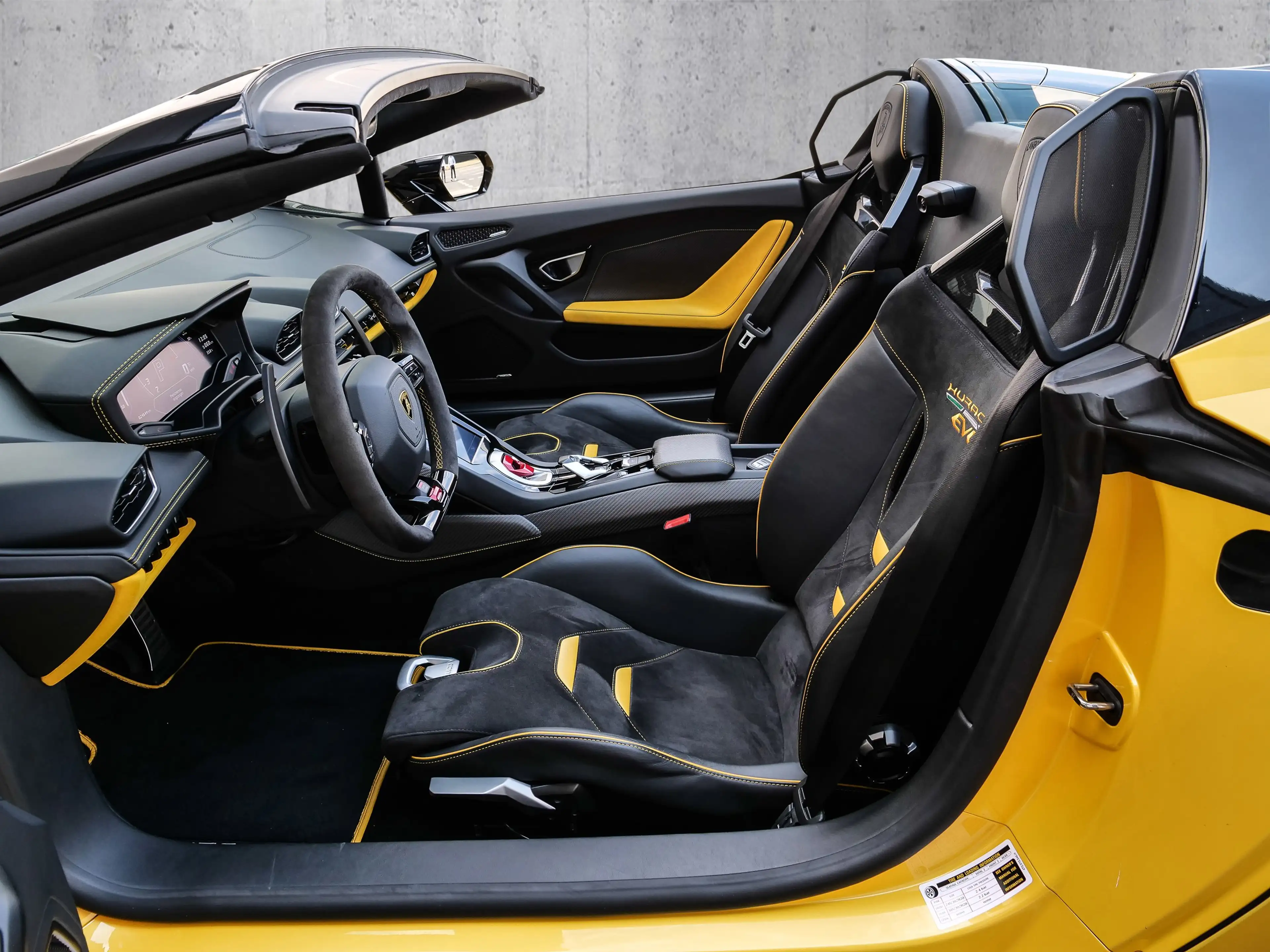Lamborghini Huracán EVO Spyder Giallo Inti. Lifting System — photo 8