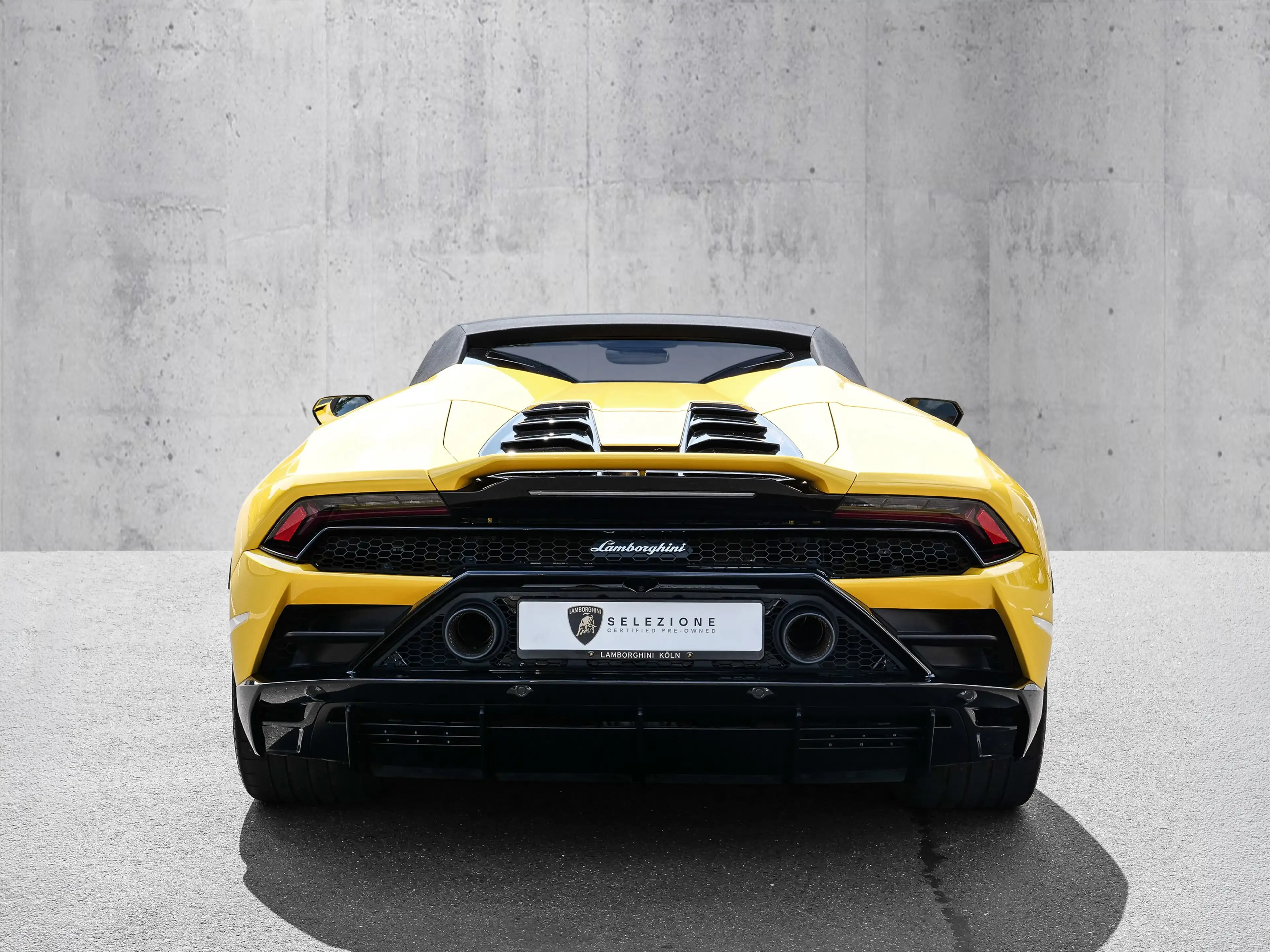 Lamborghini Huracán EVO Spyder Giallo Inti. Lifting System — photo 13
