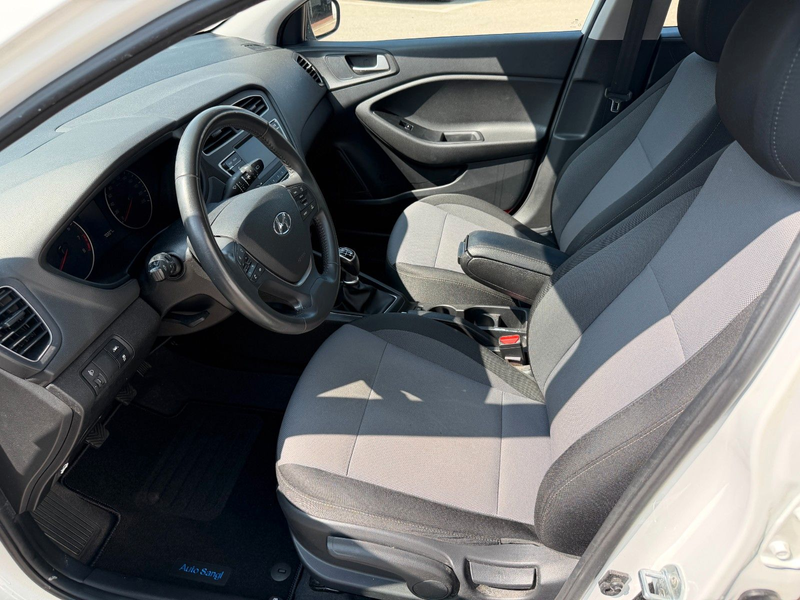 Hyundai i20 1,0 Select / WR — photo 11