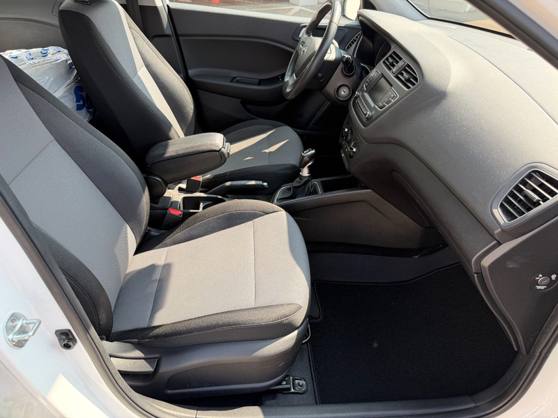 Hyundai i20 1,0 Select / WR — photo 8