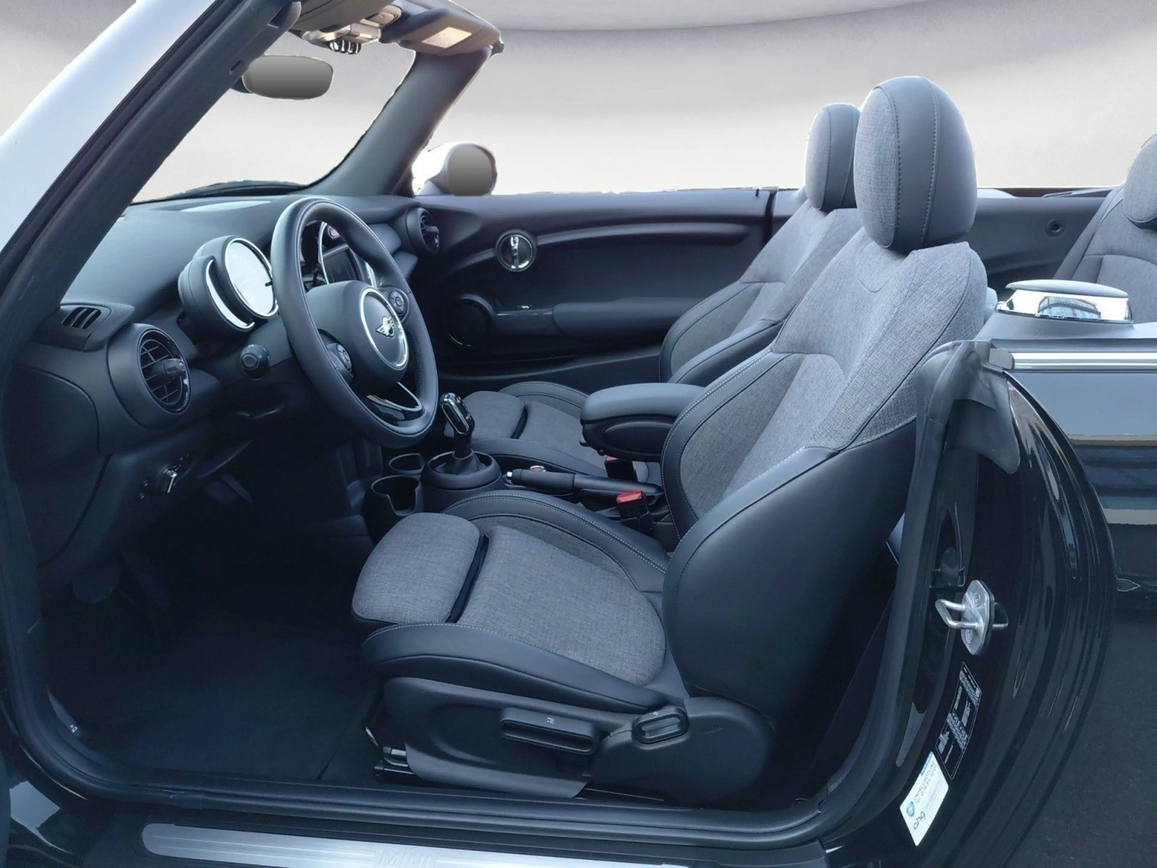 MINI Cooper Cabrio Klimaaut. Sportsitze PDC ISOFIX — photo 10