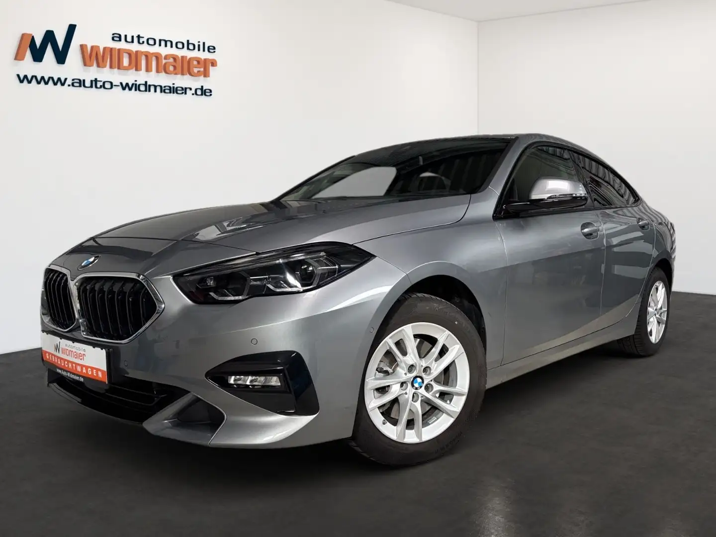 BMW 218i Gran Coupé Sport Line --Pano/Kamera/Driving Grau - 1