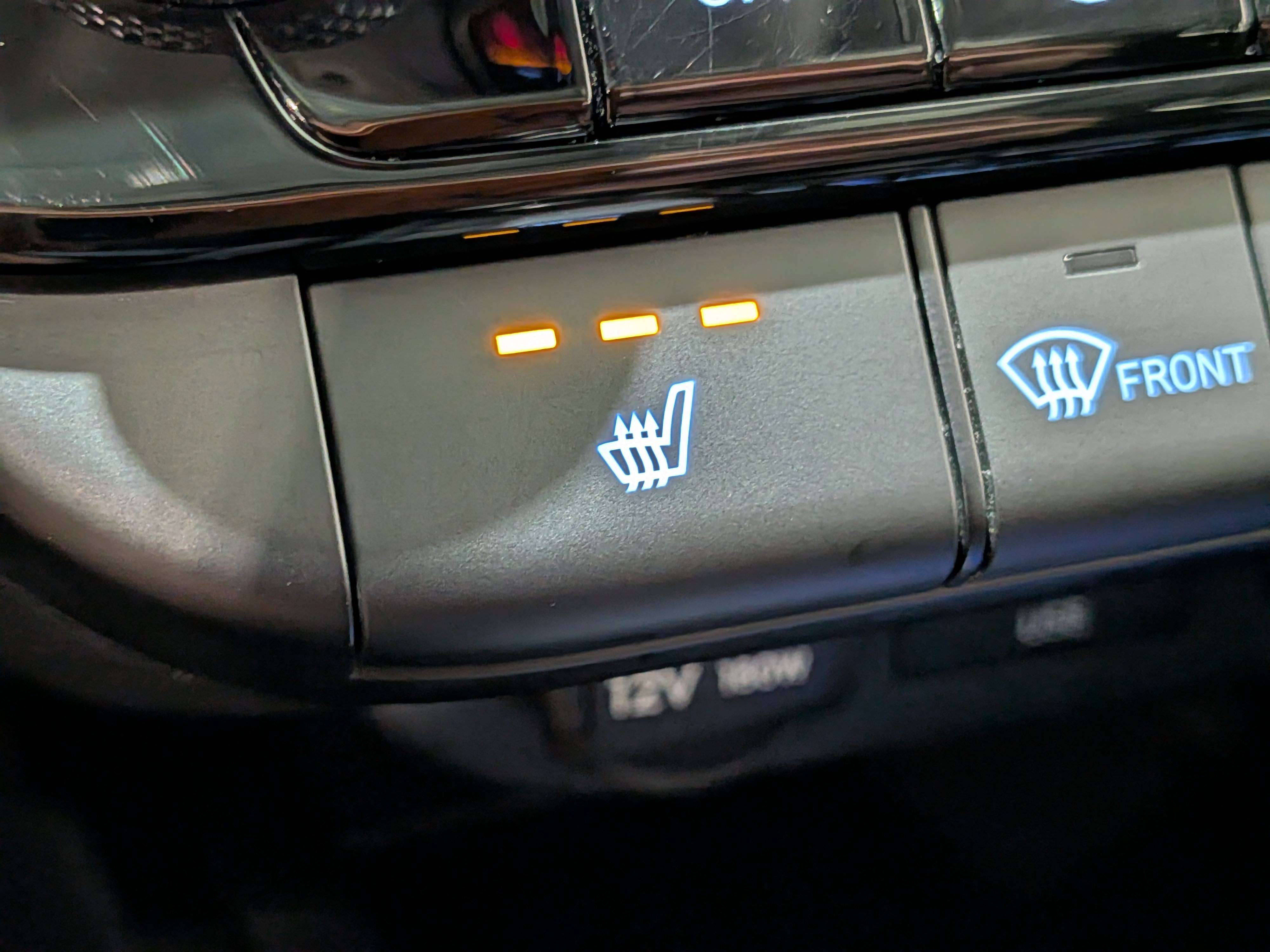 Hyundai Elantra 2025