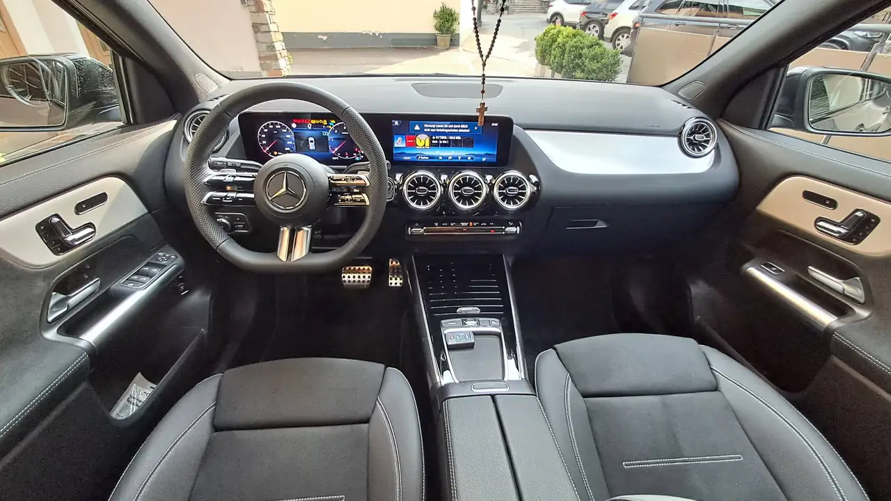 Mercedes-Benz GLA 2026 — фото 10