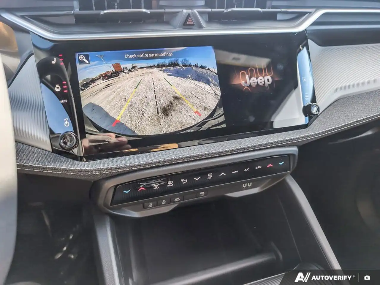 Jeep Cherokee снимка Jeep Cherokee