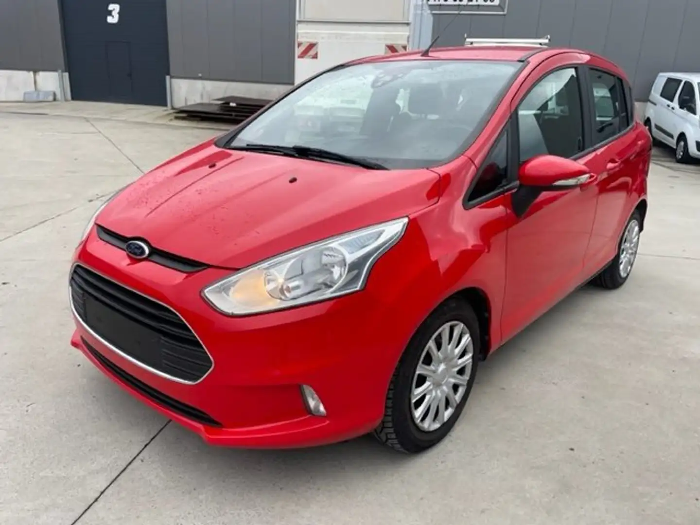 Ford B-Max 1.5 TDCi Trend Clim TVAC Roşu - 1