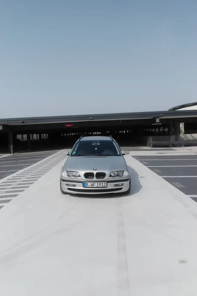 BMW 318 E46 Sports Auspuff / AHK / Xenon, foto 3