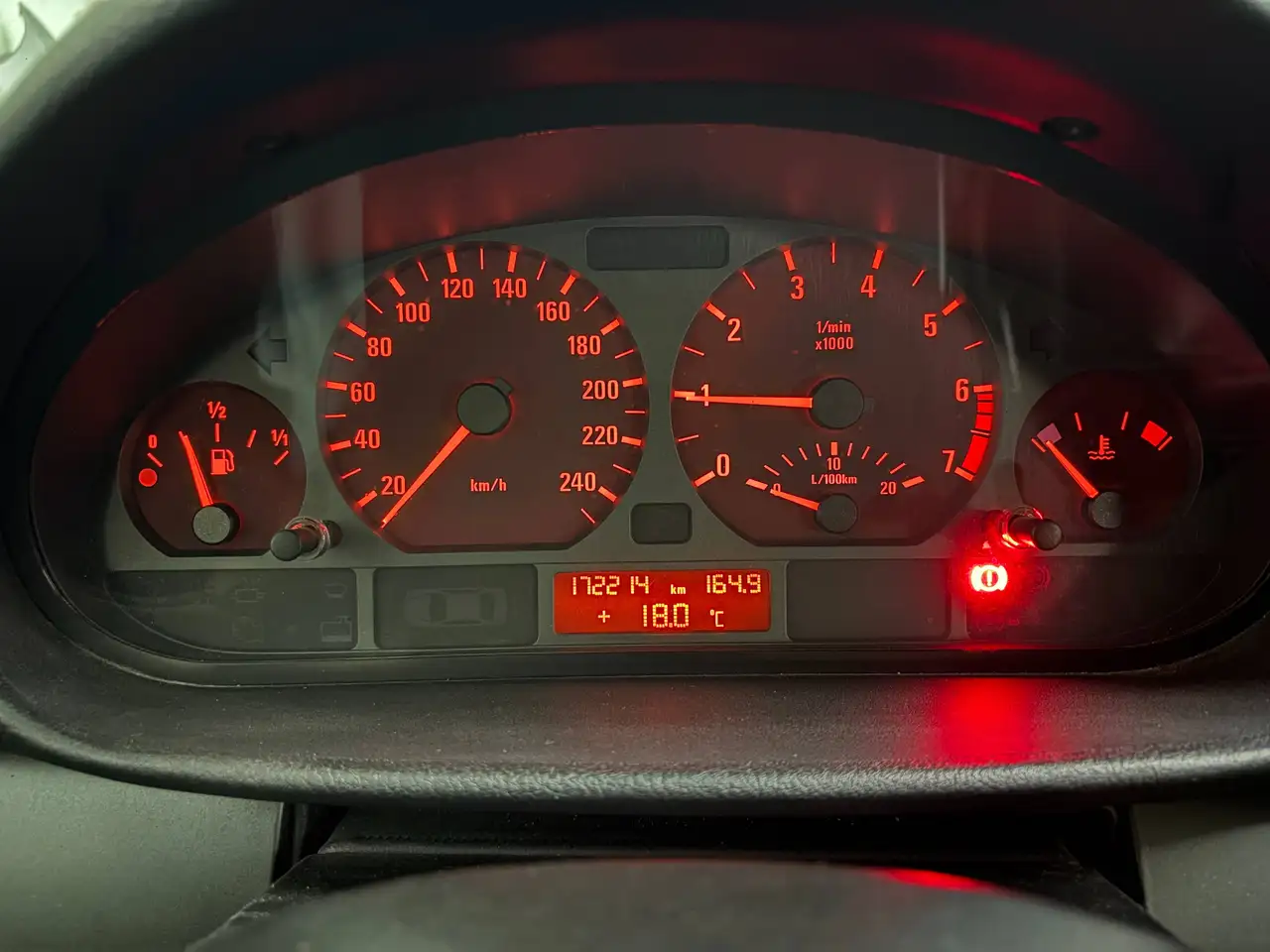 BMW 318 E46 Sports Auspuff / AHK / Xenon, foto 7