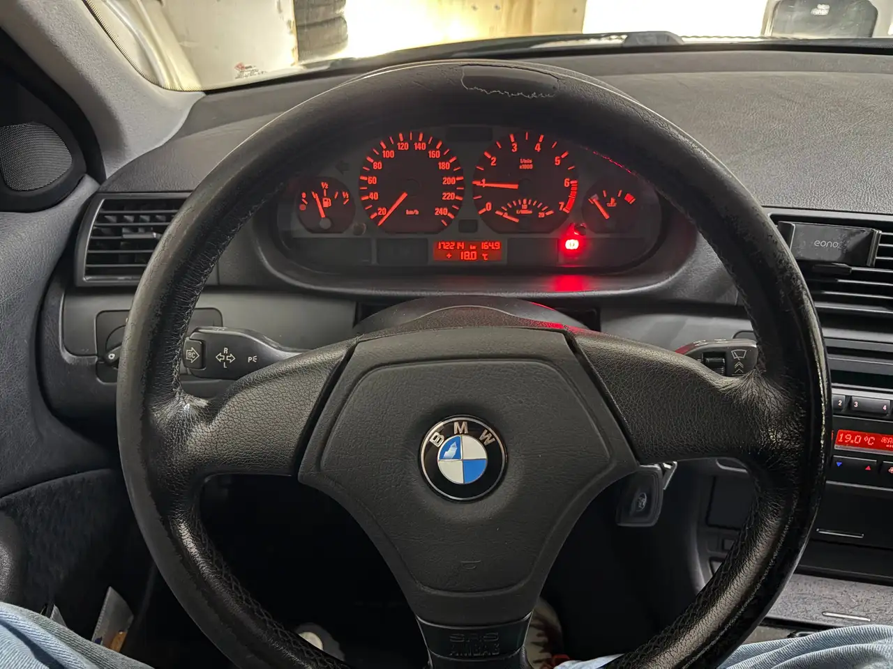 BMW 318 E46 Sports Auspuff / AHK / Xenon, foto 6