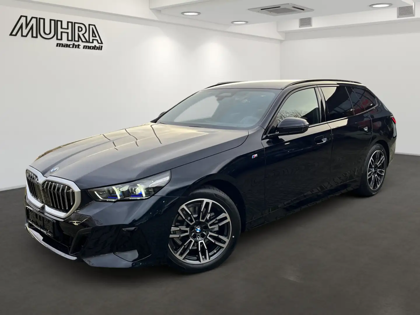 BMW 520 d Touring M Sportpaket AHK Komfortzugang 19" Schwarz - 2