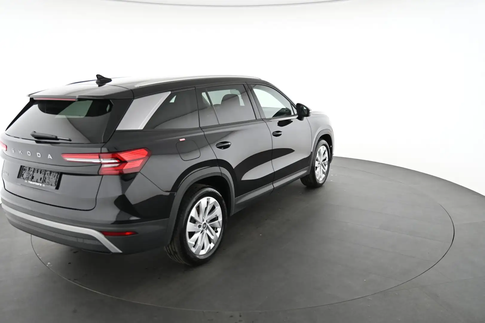 Skoda Kodiaq 1.5 eTSI mHEV Selection DSG 7-Sitzer Schwarz - 2